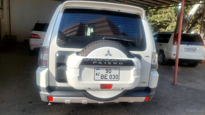Mitsubishi Pajero 2008, 288,897 km - 3.0 l - Bakı