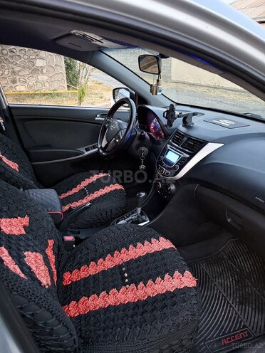 Hyundai Accent 2013, 180,000 km - 1.6 л - Naxçıvan