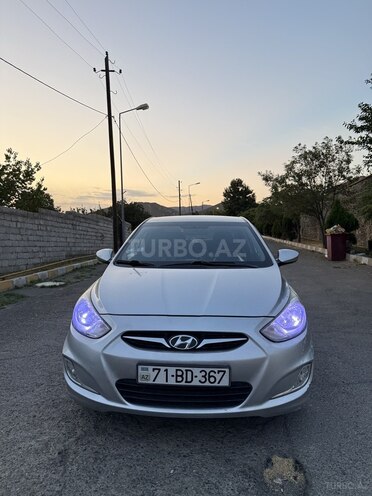 Hyundai Accent 2013, 180,000 km - 1.6 л - Naxçıvan