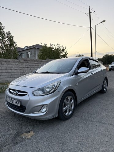 Hyundai Accent 2013, 180,000 km - 1.6 л - Naxçıvan