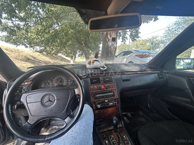 Mercedes E 240 1998, 370,001 km - 2.4 l - Cəlilabad