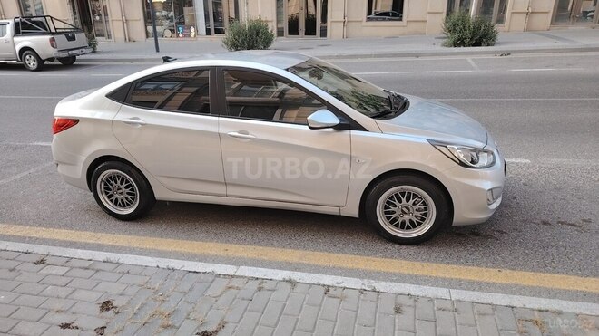 Hyundai Accent 2014, 190,000 km - 1.6 l - Bakı