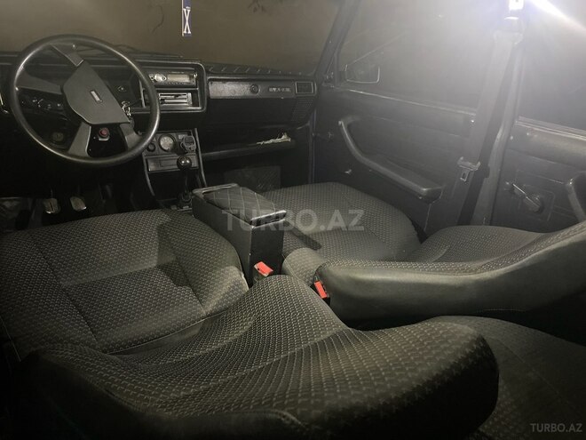 LADA (VAZ) 2107 2005, 90,000 km - 1.6 l - Salyan