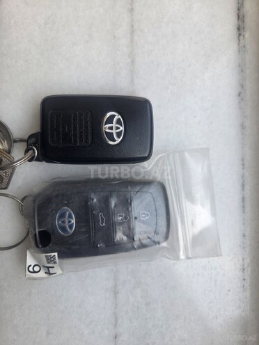 Toyota Prius 2013, 205,000 km - 1.8 l - Bakı