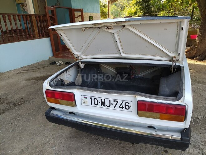 LADA (VAZ) 2107 2004, 100,000 km - 1.6 l - Yevlax