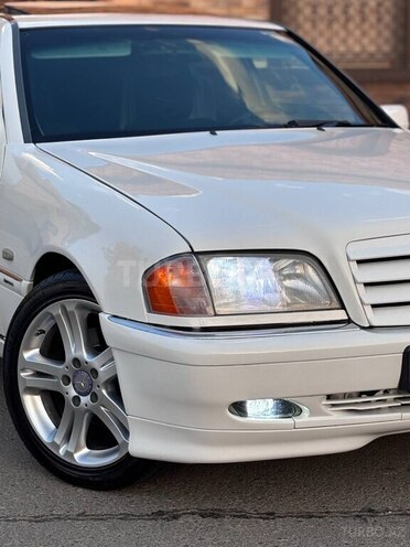 Mercedes C 240 1998, 264,000 km - 2.4 l - Bakı
