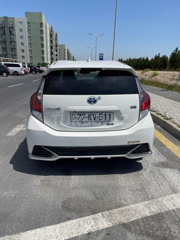 Toyota Aqua 2015, 78,500 km - 1.5 l - Qusar