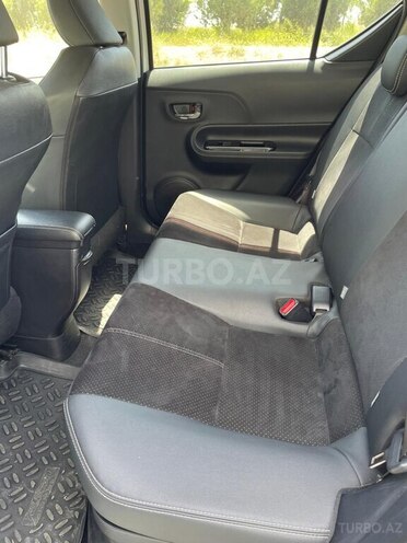Toyota Aqua 2015, 78,500 km - 1.5 l - Qusar