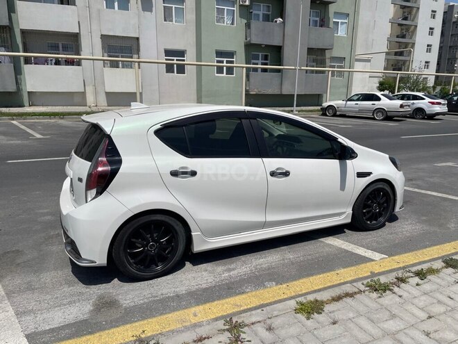Toyota Aqua 2015, 78,500 km - 1.5 l - Qusar