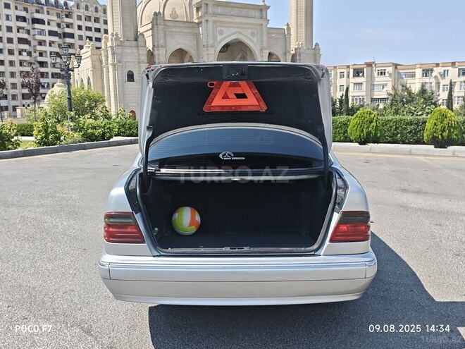 Mercedes E 220 1999, 400,000 km - 2.2 л - Bakı