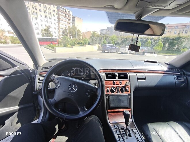 Mercedes E 220 1999, 400,000 km - 2.2 л - Bakı