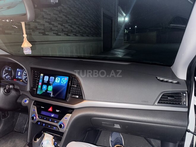 Hyundai Avante 2015, 155,000 km - 1.6 l - Bakı