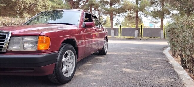 Mercedes 190 1992, 428,979 km - 2.0 l - Şabran