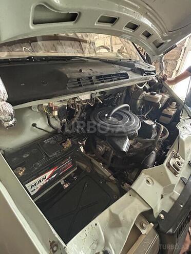 GAZ 33021 1998, 190,000 km - 2.4 l - Salyan