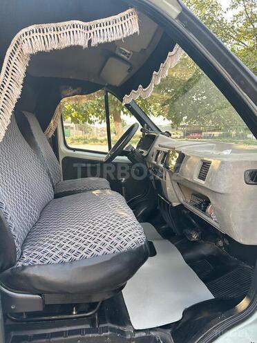 GAZ 33021 1998, 190,000 km - 2.4 l - Salyan