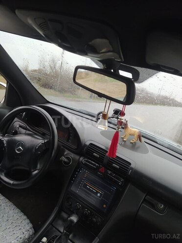 Mercedes C 240 2002, 471,331 km - 2.6 л - Şirvan