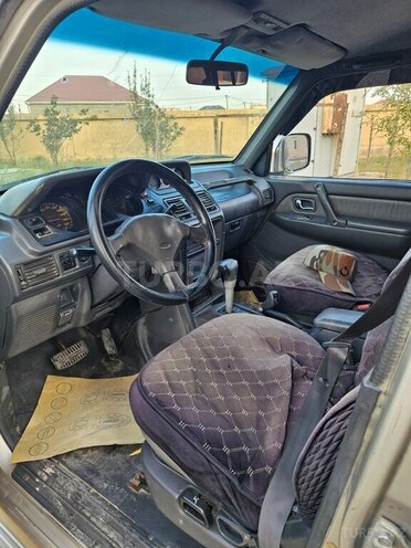 Mitsubishi Pajero 1993, 809,568 km - 2.5 l - Bakı