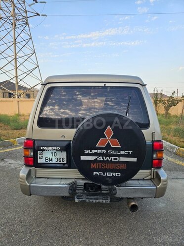 Mitsubishi Pajero 1993, 809,568 km - 2.5 l - Bakı