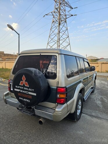 Mitsubishi Pajero 1993, 809,568 km - 2.5 l - Bakı