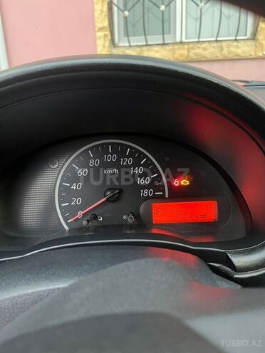 Nissan March 2011, 33,000 km - 1.2 l - Bakı