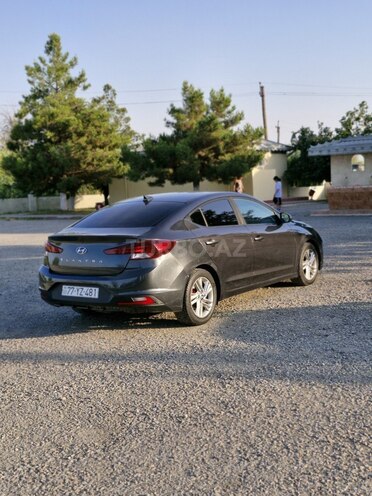 Hyundai Elantra 2019, 175,418 km - 2.0 l - Bakı