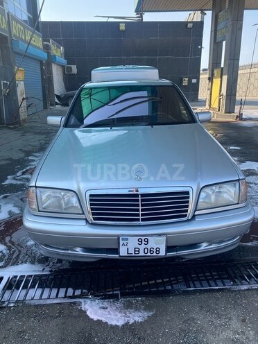 Mercedes C 280 2000, 345,000 km - 2.8 l - Bakı