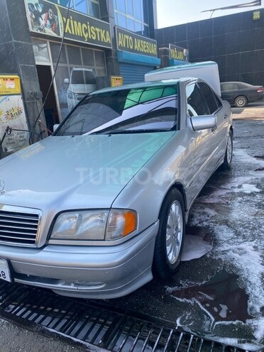 Mercedes C 280 2000, 345,000 km - 2.8 l - Bakı
