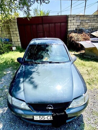 Opel Vectra 1996, 425,673 km - 1.8 l - Qəbələ