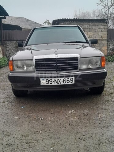 Mercedes 190 1991, 300,000 km - 1.8 l - Şəki