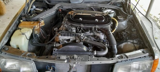 Mercedes 190 1991, 300,000 km - 1.8 l - Şəki