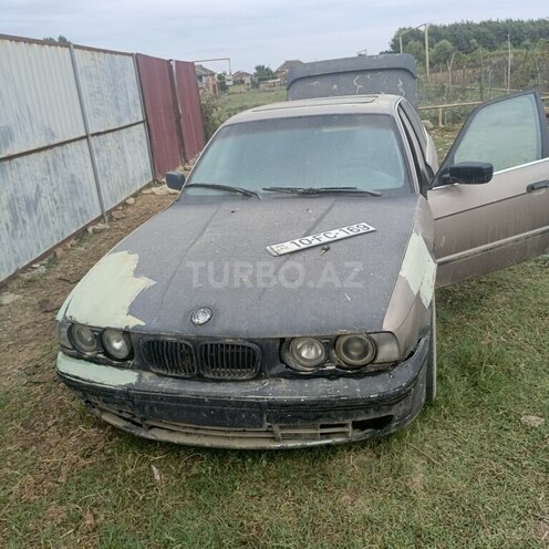 BMW 525 1988, 369,800 km - 2.5 l - Lənkəran