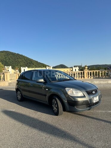 Kia Rio 2005, 290,000 km - 1.5 l - Qəbələ
