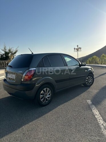 Kia Rio 2005, 290,000 km - 1.5 l - Qəbələ