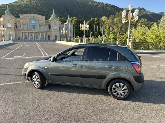 Kia Rio 2005, 290,000 km - 1.5 l - Qəbələ