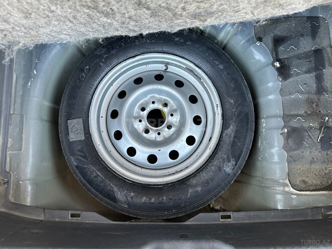 Kia Rio 2005, 290,000 km - 1.5 l - Qəbələ