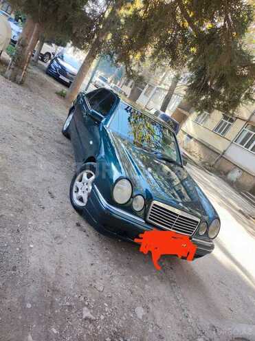 Mercedes E 220 1997, 450,000 km - 2.2 l - Gəncə
