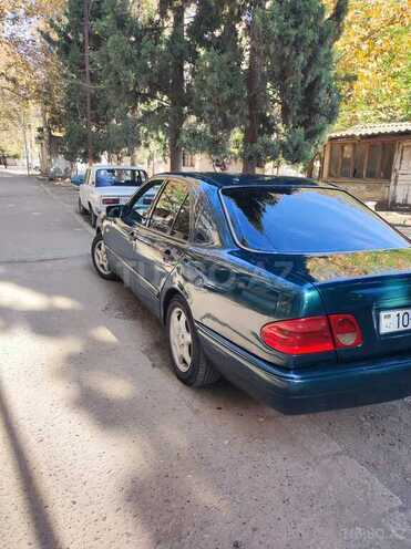 Mercedes E 220 1997, 450,000 km - 2.2 l - Gəncə