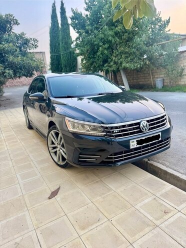 Volkswagen Passat (North America) 2017, 196,000 km - 1.8 l - Gəncə