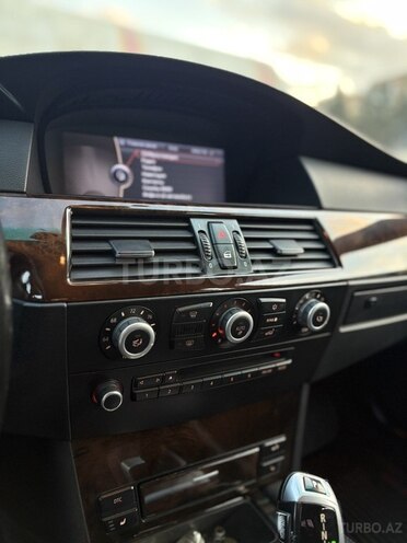 BMW 535 2009, 283,000 km - 3.0 l - Bakı