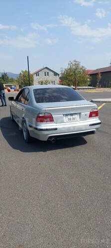 BMW 525 2003, 253,000 km - 2.5 l - Zaqatala