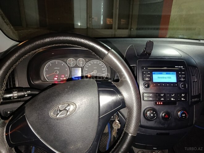 Hyundai i30 2009, 156,000 km - 1.6 l - Bakı
