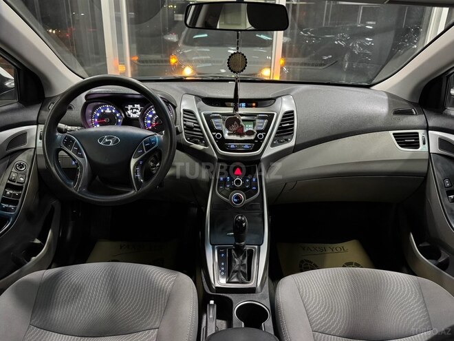 Hyundai Elantra 2015, 97,594 km - 1.8 l - Xırdalan