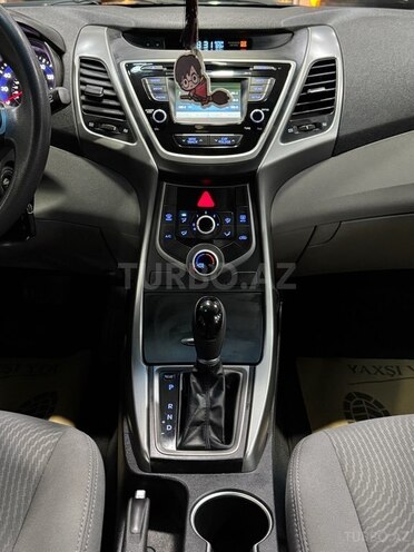 Hyundai Elantra 2015, 97,594 km - 1.8 l - Xırdalan