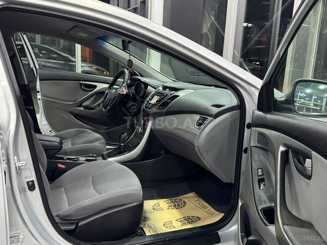 Hyundai Elantra 2015, 97,594 km - 1.8 l - Xırdalan