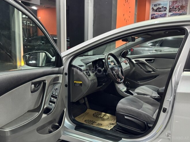 Hyundai Elantra 2015, 97,594 km - 1.8 l - Xırdalan