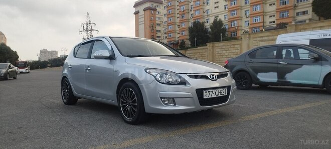 Hyundai i30 2011, 242,000 km - 1.6 l - Bakı