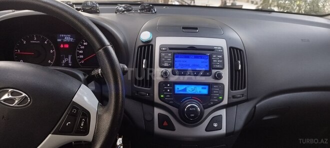 Hyundai i30 2011, 242,000 km - 1.6 l - Bakı