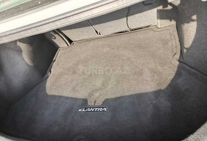 Hyundai Elantra 2018, 72,500 km - 2.0 l - Bakı