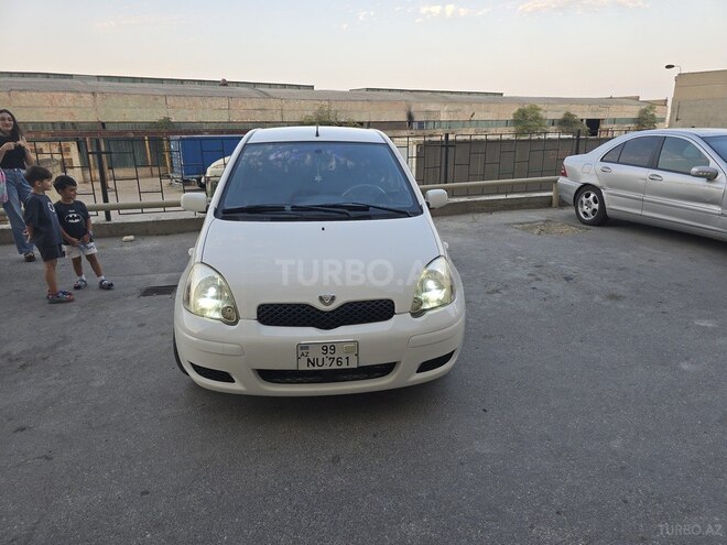 Toyota Vitz 2002, 268,000 km - 1.0 l - Bakı