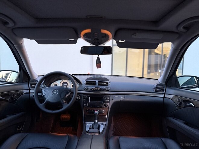 Mercedes E 320 2002, 390,000 km - 3.2 l - Göyçay